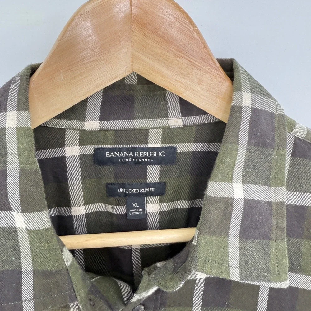 Banana Republic Luxe Flannel Untucked Slim Fit Plaid‎ Button Down Shirt XL